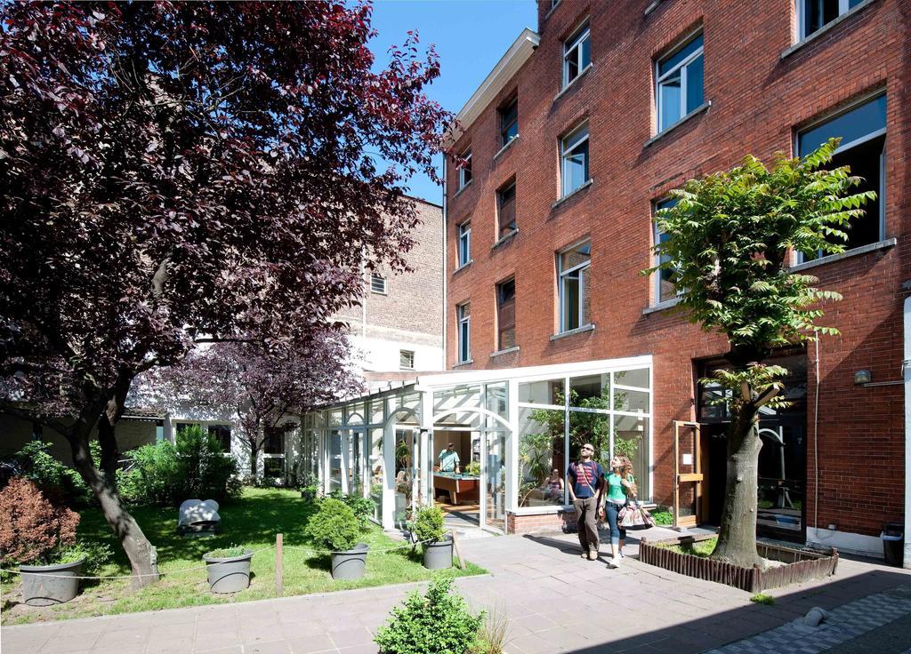 Van Gogh Youth Hostel City Centre 생조스탕노드 객실 사진
