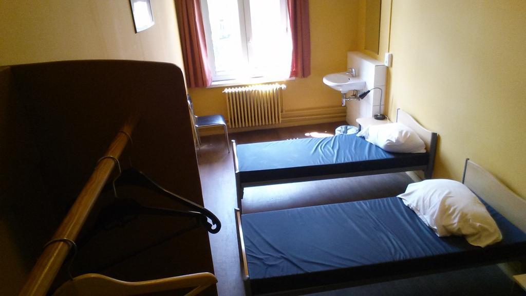 Van Gogh Youth Hostel City Centre 생조스탕노드 외부 사진